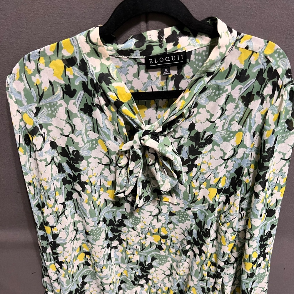 Eloquii Green, Yellow & Black Floral Tie-Neck Blouse